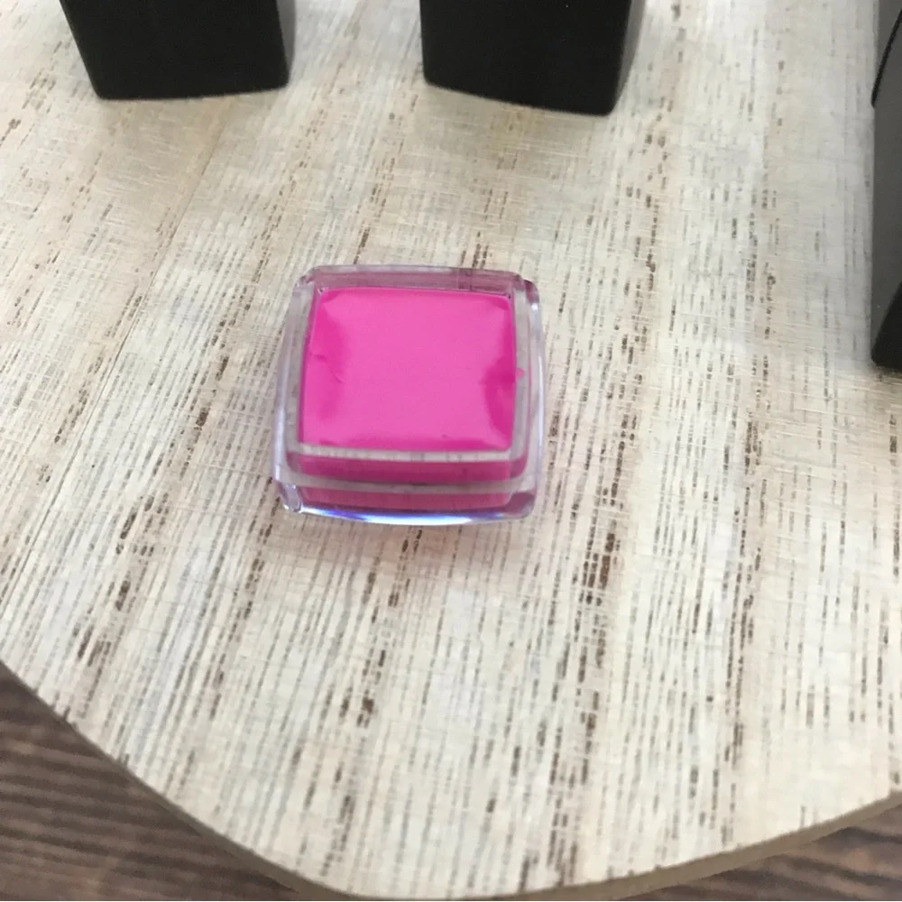 Amuse color #7272n